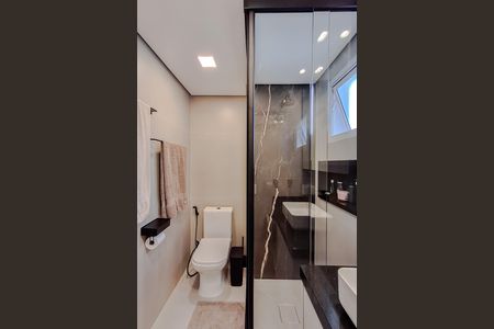 Apartamento à venda com 84m², 2 quartos e 2 vagas Apartamento à venda com 84m², 2 quartos e 2 vagasBanheiro da Suíte 2