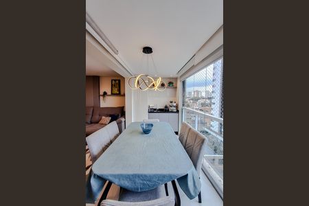 Apartamento à venda com 84m², 2 quartos e 2 vagas Apartamento à venda com 84m², 2 quartos e 2 vagasVaranda da Sala