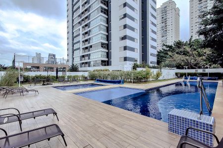Apartamento à venda com 84m², 2 quartos e 2 vagas Apartamento à venda com 84m², 2 quartos e 2 vagasÁrea comum - Piscina