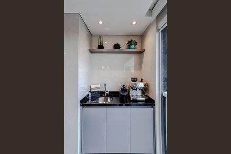 Apartamento à venda com 84m², 2 quartos e 2 vagas Apartamento à venda com 84m², 2 quartos e 2 vagasVaranda da Sala