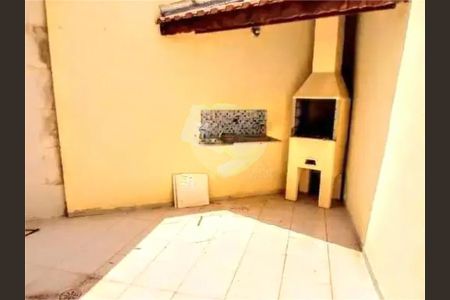 Casa à venda com 80m², 2 quartos e 1 vaga