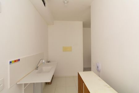 Apartamento para alugar com 38m², 2 quartos e sem vaga Apartamento para alugar com 38m², 2 quartos e sem vagaCozinha e Área de Serviço