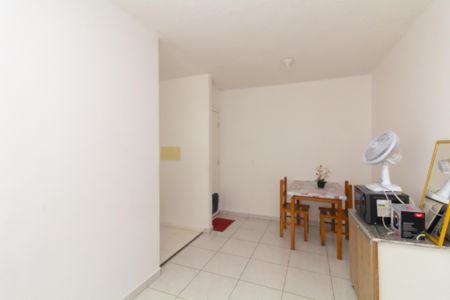Sala de apartamento para alugar com 2 quartos, 38m² em Jardim Helian, São Paulo