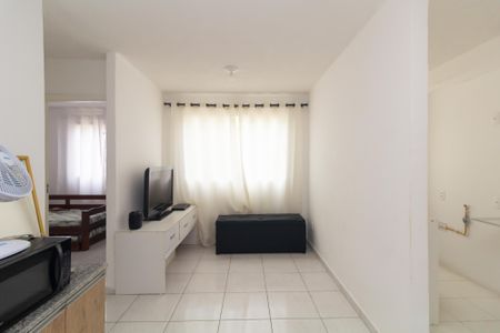 Sala de apartamento para alugar com 2 quartos, 38m² em Jardim Helian, São Paulo