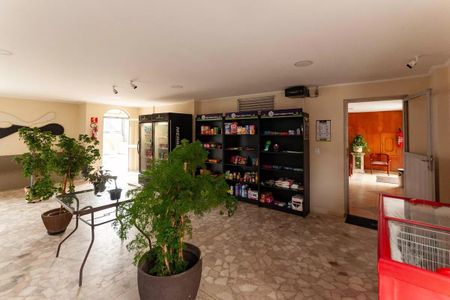 Apartamento à venda com 58m², 2 quartos e sem vagaMercado 24h