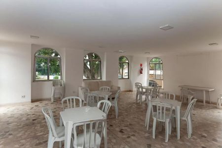 Apartamento à venda com 58m², 2 quartos e sem vagaSalão de Festas