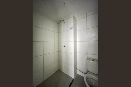 Banheiro de apartamento para alugar com 2 quartos, 38m² em Parque Bristol, São Paulo