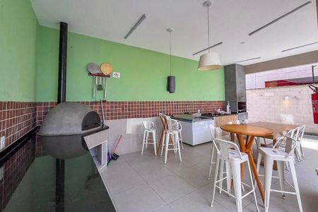 Apartamento para alugar com 38m², 2 quartos e sem vaga Apartamento para alugar com 38m², 2 quartos e sem vagaChurrasqueira