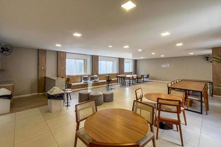 Apartamento para alugar com 38m², 2 quartos e sem vaga Apartamento para alugar com 38m², 2 quartos e sem vagaSalão de Festas