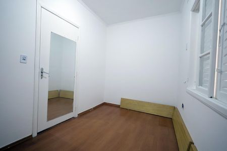 Casa para alugar com 90m², 2 quartos e 3 vagasQuarto 1