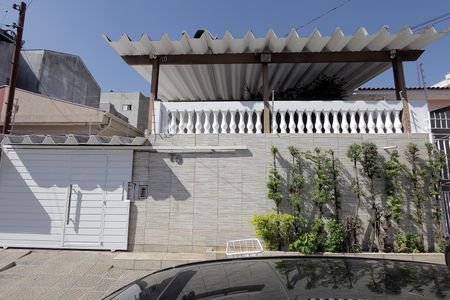 Casa para alugar com 90m², 2 quartos e 3 vagasFachada