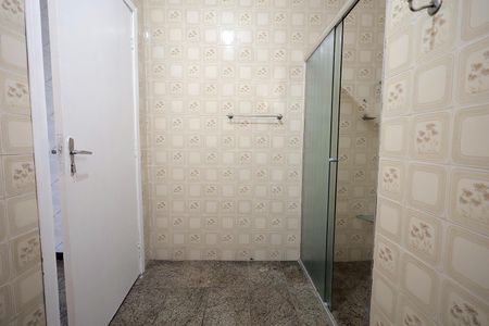 Casa para alugar com 90m², 2 quartos e 3 vagasBanheiro