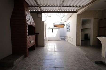 Casa para alugar com 90m², 2 quartos e 3 vagasQuintal e Churrasqueira