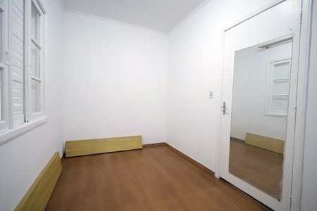 Casa para alugar com 90m², 2 quartos e 3 vagasQuarto 1