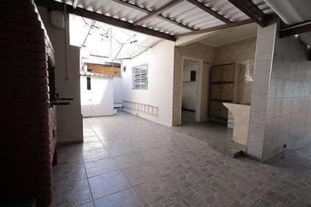 Casa para alugar com 90m², 2 quartos e 3 vagasQuintal e Churrasqueira