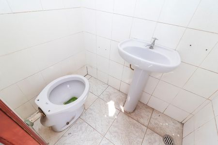 Casa para alugar com 200m², 4 quartos e 2 vagasBanheiro Externo