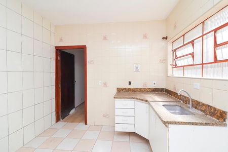Casa para alugar com 200m², 4 quartos e 2 vagasCozinha