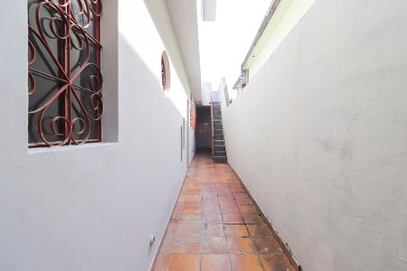 Casa para alugar com 200m², 4 quartos e 2 vagasQuintal