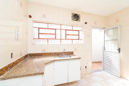 Casa para alugar com 200m², 4 quartos e 2 vagasCozinha