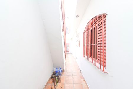 Casa para alugar com 200m², 4 quartos e 2 vagasQuintal