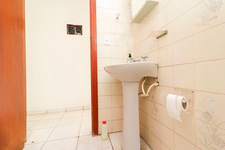 Casa para alugar com 200m², 4 quartos e 2 vagasLavabo