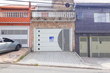 Casa para alugar com 200m², 4 quartos e 2 vagasFachada