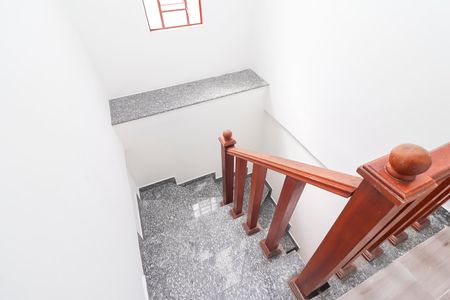 Casa para alugar com 200m², 4 quartos e 2 vagasEscada Interna