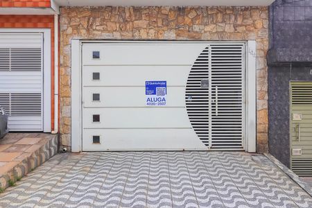 Casa para alugar com 200m², 4 quartos e 2 vagasFachada