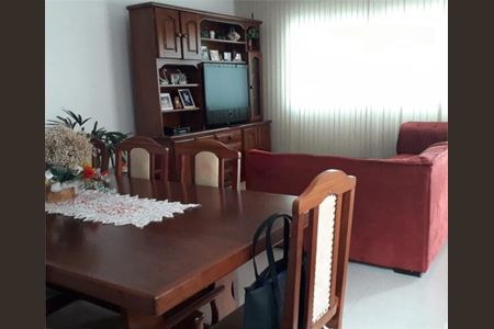 Casa à venda com 3 quartos, 156m² em Vila Cruz das Almas, São Paulo
