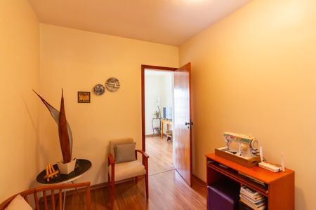 Casa à venda com 220m², 3 quartos e 2 vagasQuarto 2