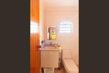 Casa à venda com 220m², 3 quartos e 2 vagasBanheiro da Suíte