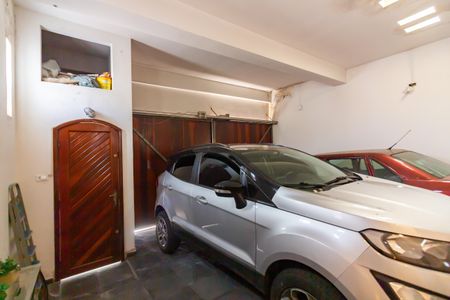 Casa à venda com 220m², 3 quartos e 2 vagasGaragem