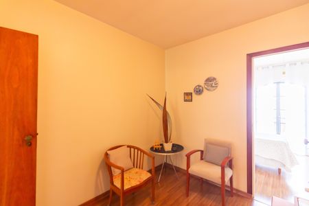 Casa à venda com 220m², 3 quartos e 2 vagasQuarto 2