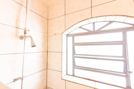 Casa à venda com 220m², 3 quartos e 2 vagasBanheiro 