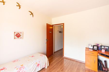 Casa à venda com 220m², 3 quartos e 2 vagasQuarto 4