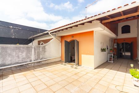 Casa à venda com 220m², 3 quartos e 2 vagasvaranda