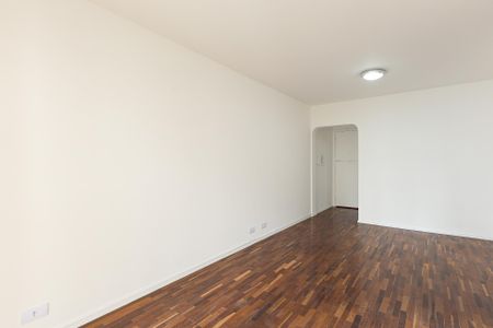 Sala de apartamento para alugar com 2 quartos, 75m² em Itaim Bibi, São Paulo