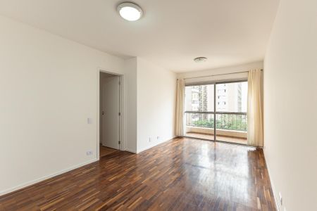 Sala de apartamento para alugar com 2 quartos, 75m² em Itaim Bibi, São Paulo