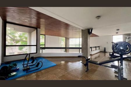 Apartamento à venda com 210m², 3 quartos e 3 vagas