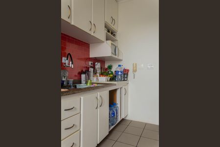 Apartamento à venda com 64m², 2 quartos e 1 vagaCozinha