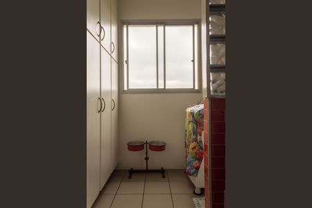 Apartamento à venda com 64m², 2 quartos e 1 vagaÁrea de Serviço