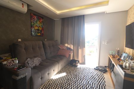 Casa à venda com 135m², 3 quartos e sem vagaSala
