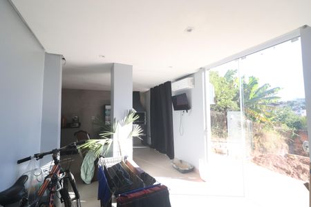 Casa à venda com 135m², 3 quartos e sem vagasubsolo