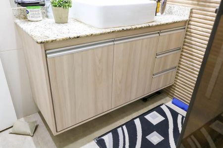 Casa à venda com 183m², 3 quartos e 1 vagaBanheiro Social 1