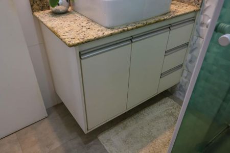 Casa à venda com 183m², 3 quartos e 1 vagaBanheiro Social 2