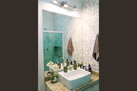 Casa à venda com 183m², 3 quartos e 1 vagaBanheiro Social 2