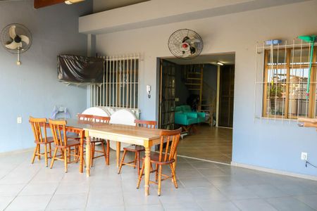 Casa à venda com 183m², 3 quartos e 1 vagaChurrasqueira - Terraço