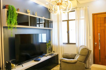 Casa à venda com 183m², 3 quartos e 1 vagaSala