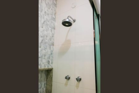 Casa à venda com 183m², 3 quartos e 1 vagaBanheiro Social 2