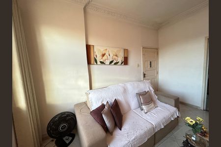 Apartamento à venda com 80m², 3 quartos e sem vagaSala
